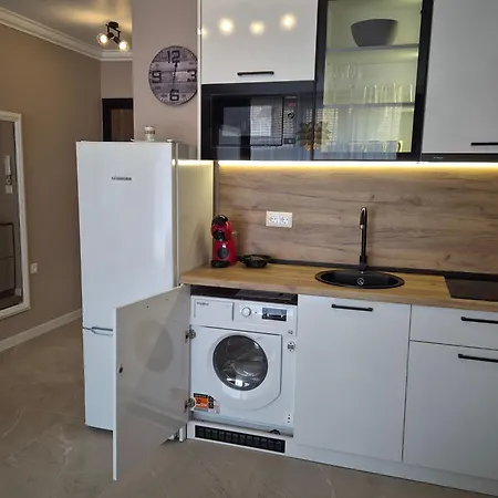 Verano Deluxe * 부르가스